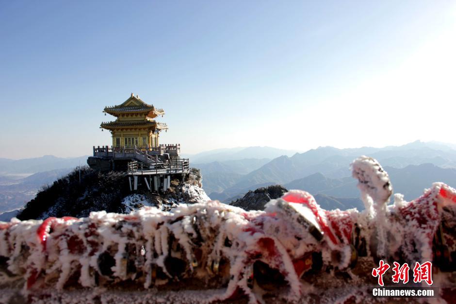 Beautiful scenery of Laojun Mountain after snow