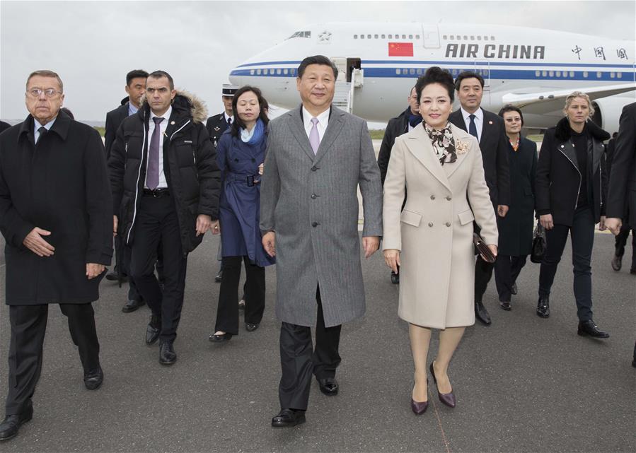 Chinese president arrives in Paris for climate change conference