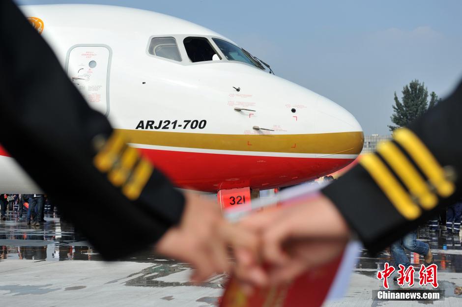 China-made ARJ21 regional jetliner popular with Sichuan locals