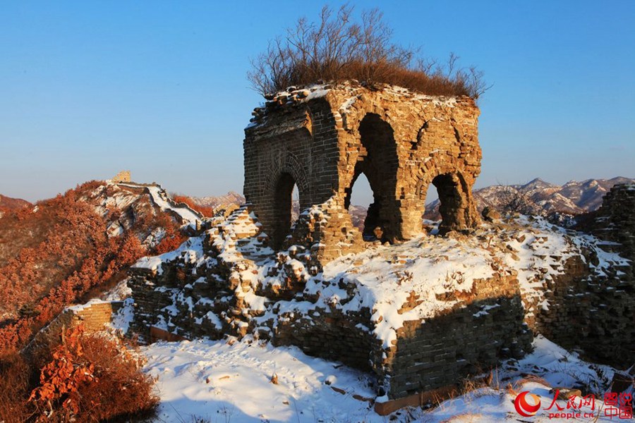 Zhuizishan Great Wall after snow