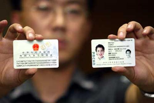 1306 foreigners issued Permanent Residents Card of China in six years