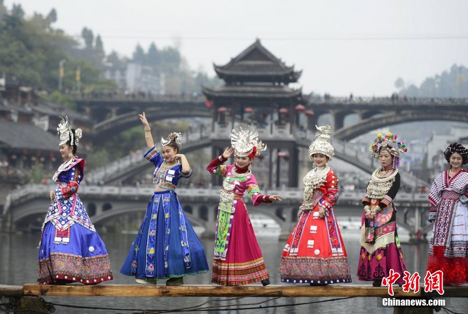 Ethnic costumes show in C China