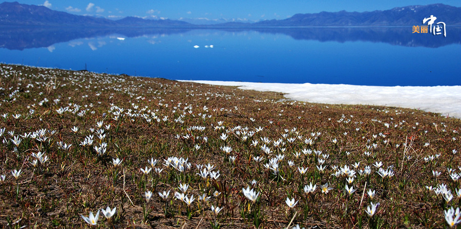 Stunning Sayram Lake in Xinjiang