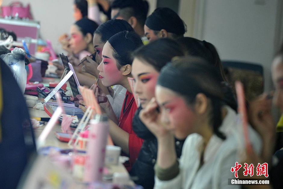 Performers of clown roles in Gaojia Opera