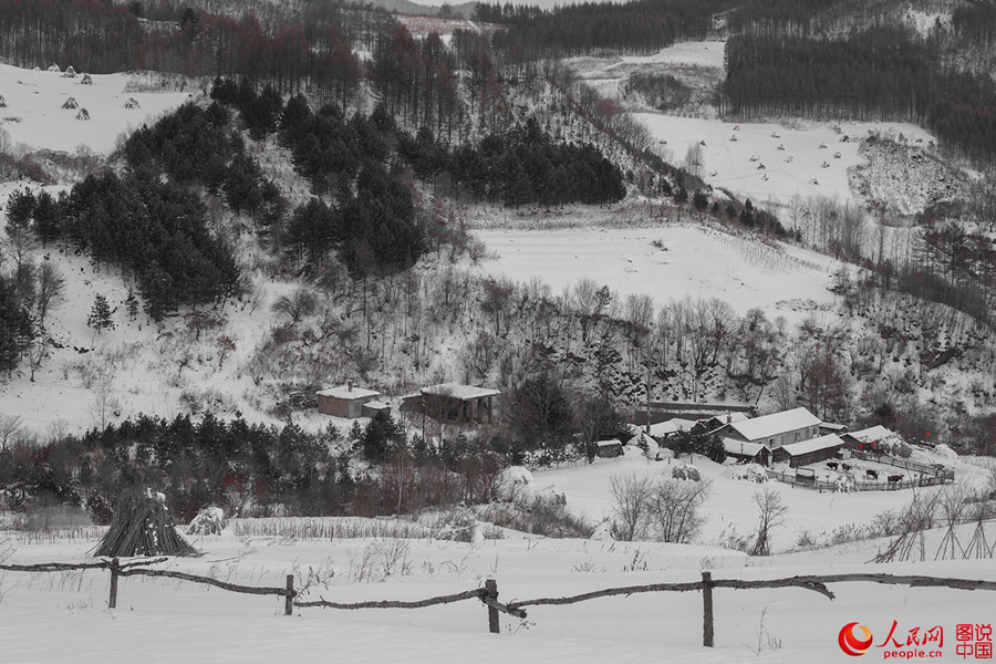 Picturesque snow scenery of Songling village