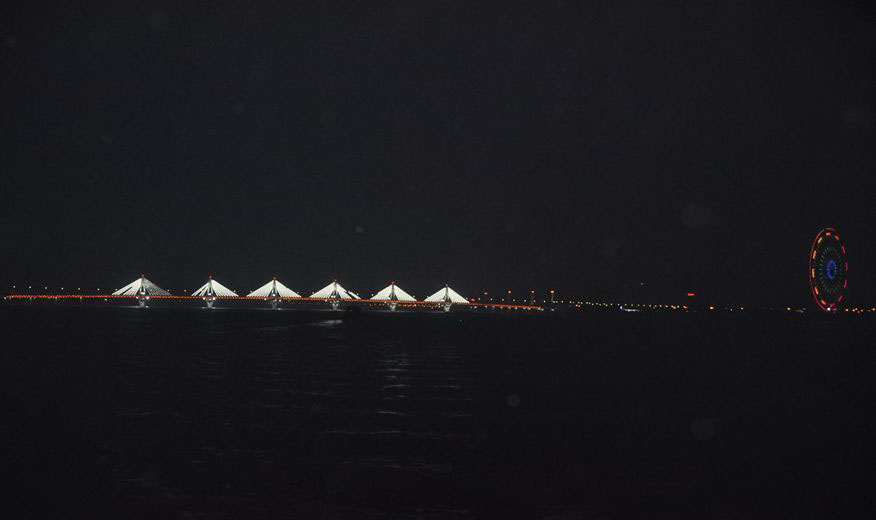 Night view along Gan river in Nanchang