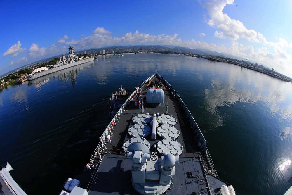 Chinese navy fleet 152 arrives at Pearl Harbor for visit