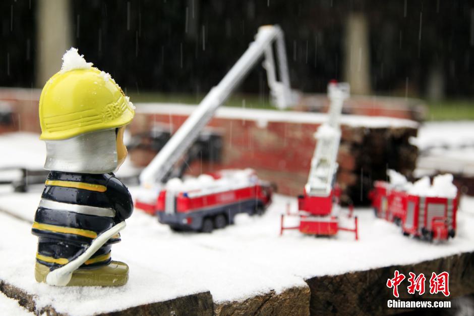 Firefighters take creative photos in snow