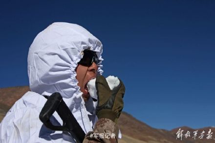 Braving cold at -18 deg C, soldiers patrol the border in Ngari
