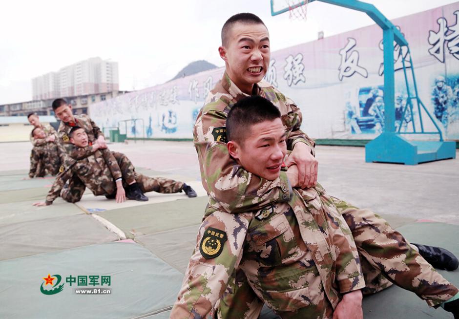 Armed police force conducts tactical training in Guizhou