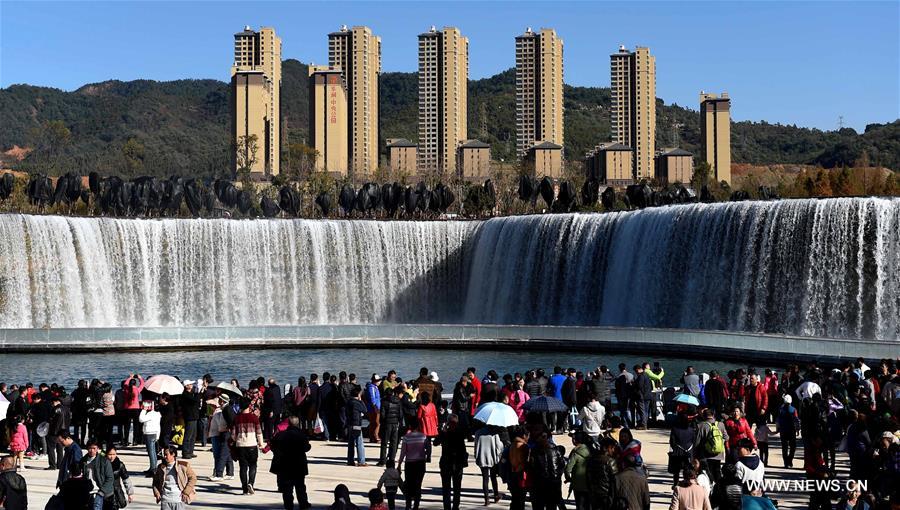 Park featuring 400m-wide manmade waterfall opens in Kunming