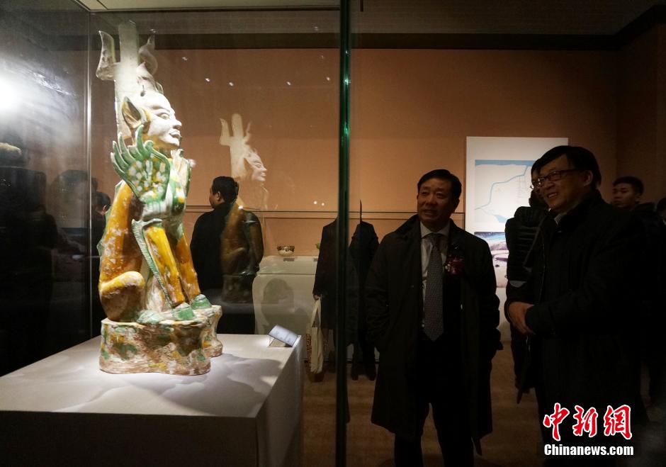 Cultural relics of Tang Dynasty separated by Taiwan Strait reunite in Henan 