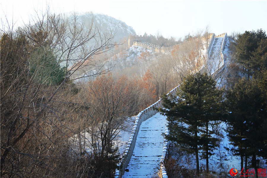 Copycat Great Wall in snow in NE China 