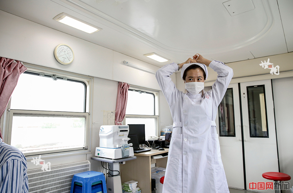 The only eye hospital on train in China