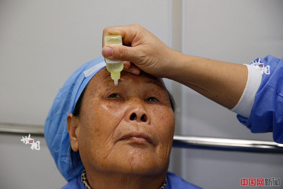 The only eye hospital on train in China