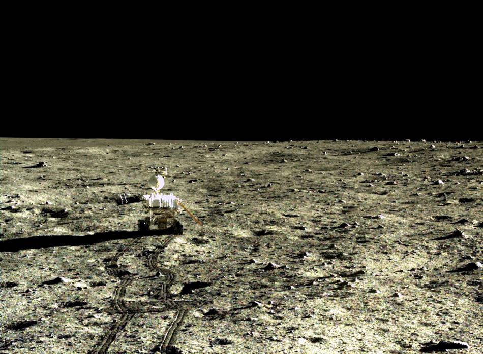 China releases HD true color images of lunar surface 