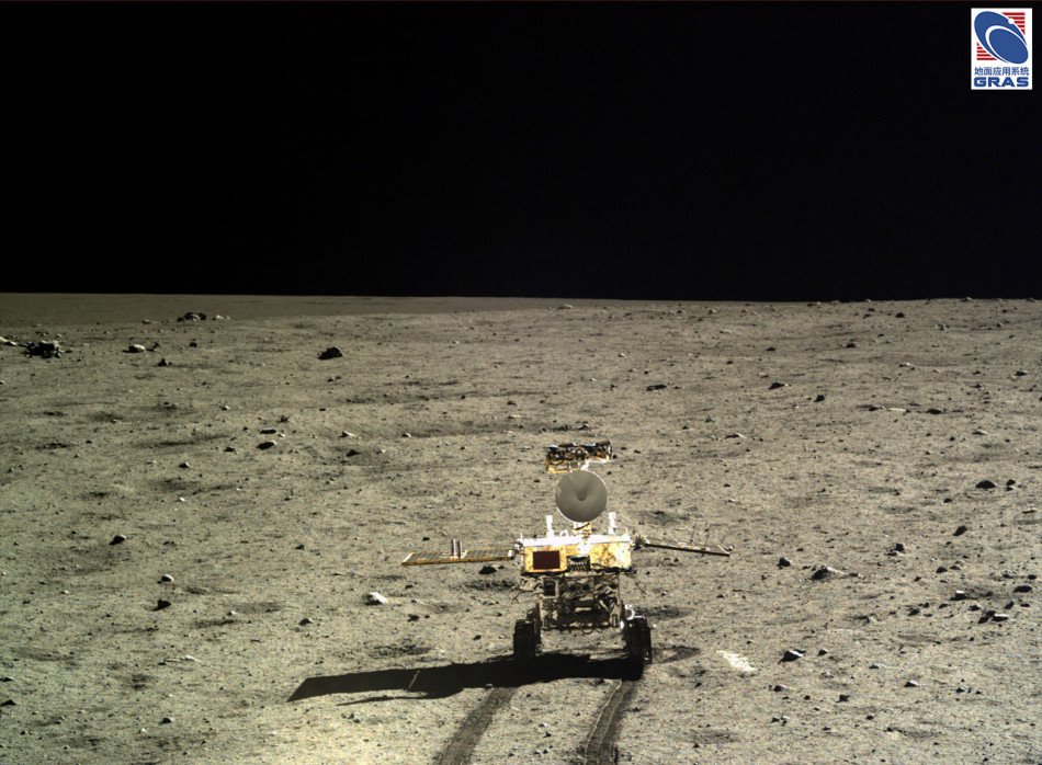 China releases HD true color images of lunar surface 