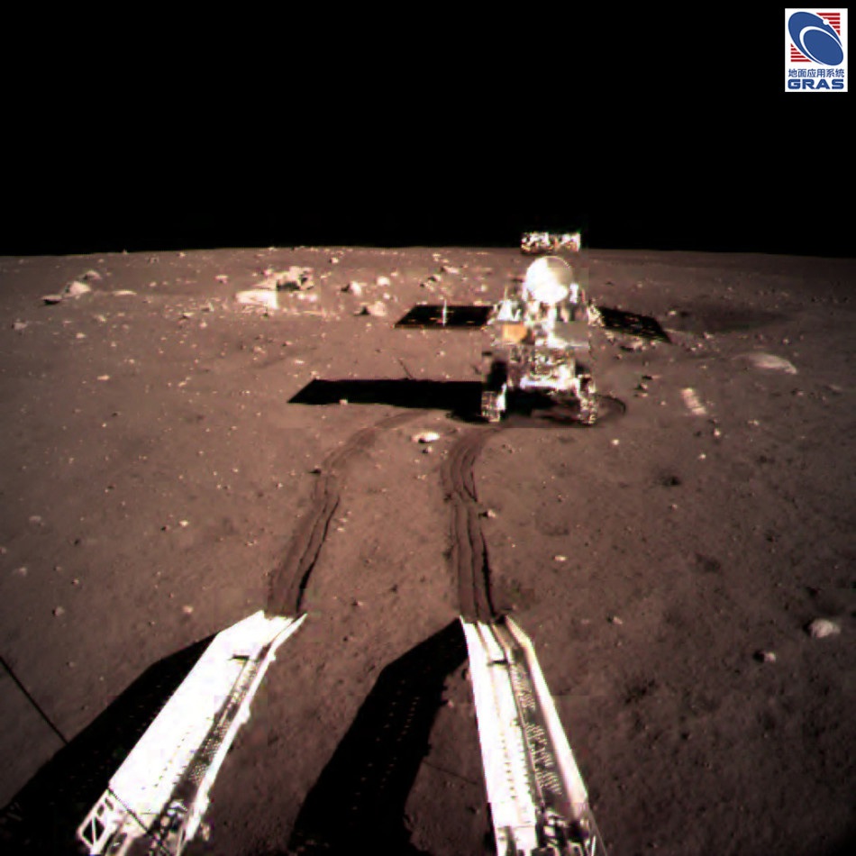 China releases HD true color images of lunar surface 