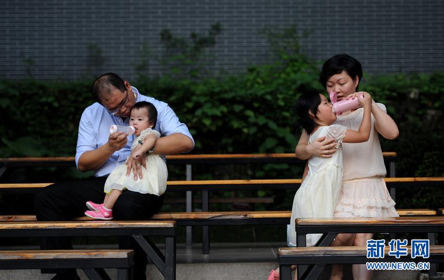 Family portraits full of love