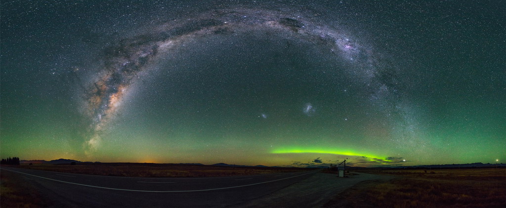 Stunning: Milky Way forms an arch across the sky