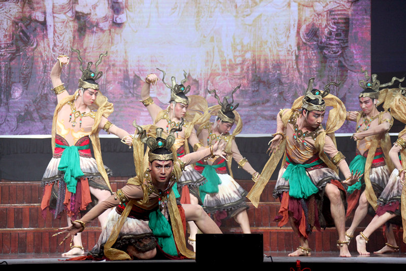 Shaanxi Folk Performance in Sydney Town Hall Celebrating Chinese New Year of Monkey