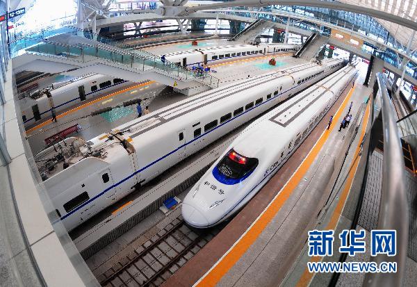 China's high-speed trains ready to go further in 2016