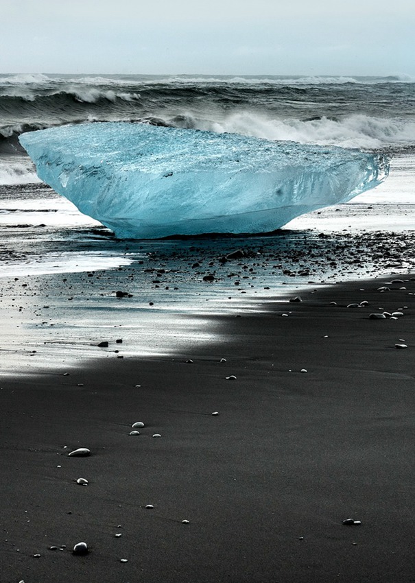 True beauty of glacier lakes in Iceland