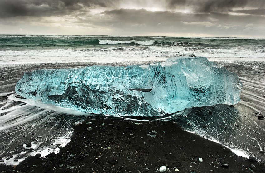 True beauty of glacier lakes in Iceland