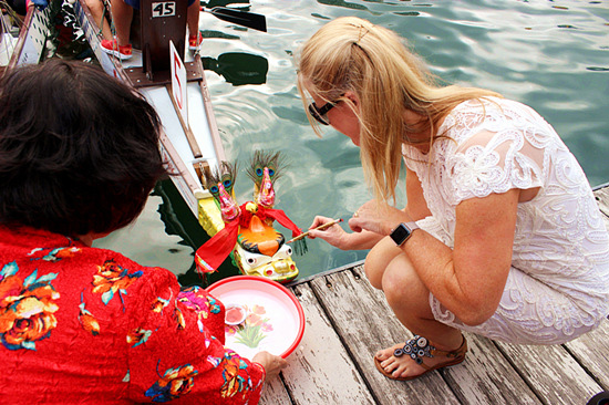 Thousands of Australians take to Dragon Boat races for Chinese New Year celebrations