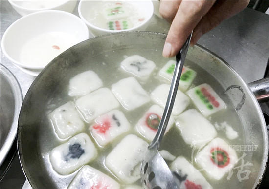 Mahjong becomes the theme of Chengdu festival dessert