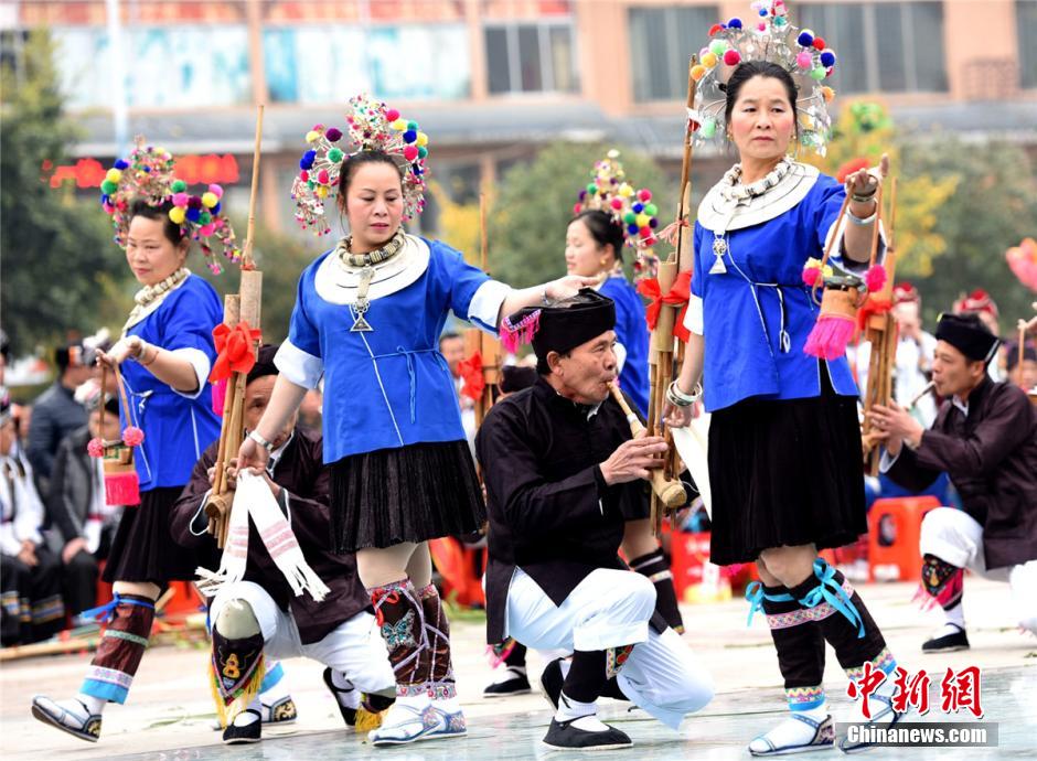 600 people attend Lusheng playing contest in S China