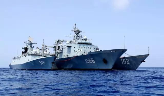 Qiandaohu supply ship named 'model ship' by PLA Navy