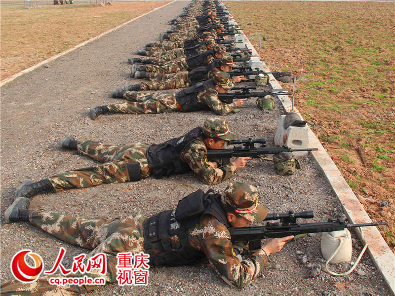 Chongqing sniper’s new record: 13 holes on a rice grain