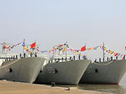 Three new-type tank landing ships join the East China Sea Fleet