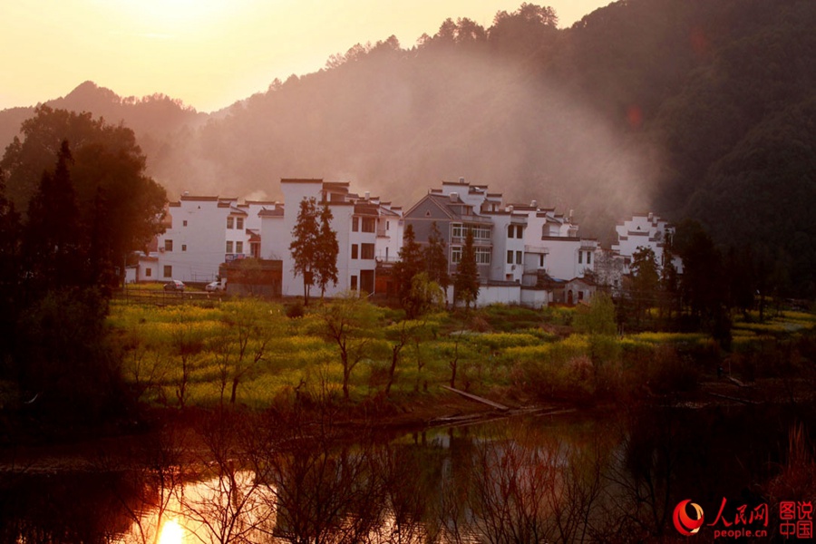 Intoxicating Wuyuan in spring
