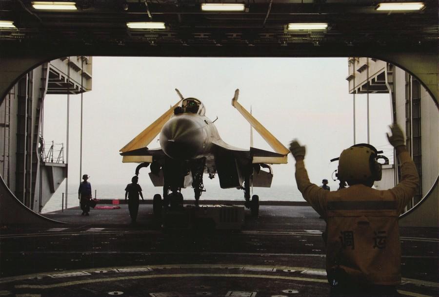 J-15 fighters in drill on Chinese aircraft carrier