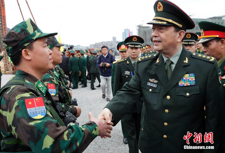 Chinese, Vietnamese defense ministers witness joint patrols