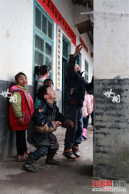 Disabled teacher works in remote village for 30 years