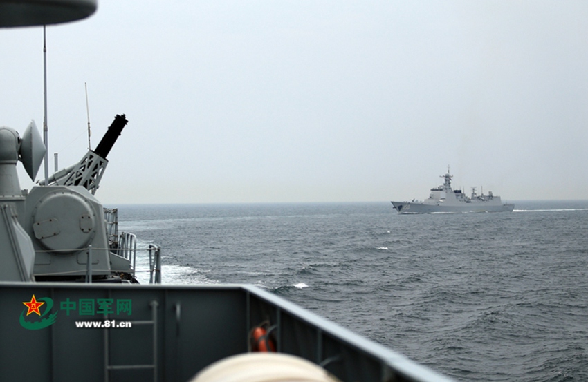 Destroyer flotilla conducts live-fire training