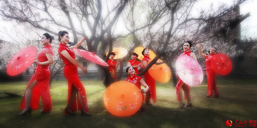 Cheongsam beauties grace Chang's Manor