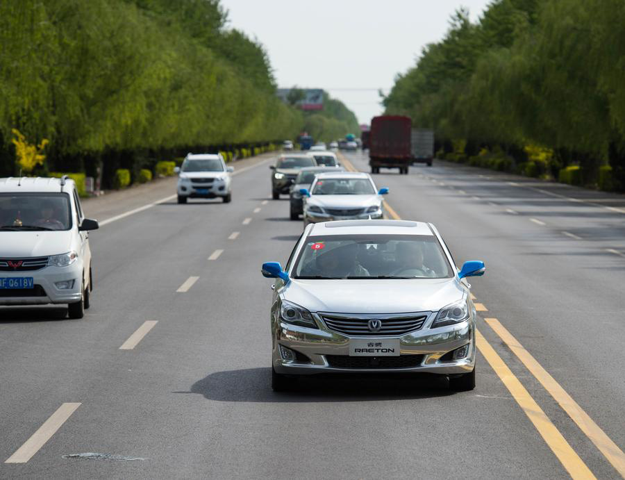 Chinese driverless cars complete long-distance road test