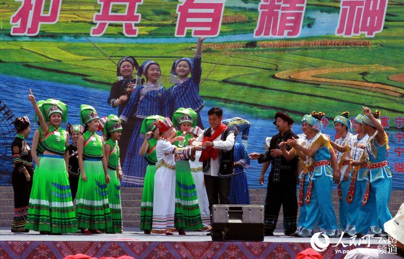 Zhuang people celebrate Longduan Festival