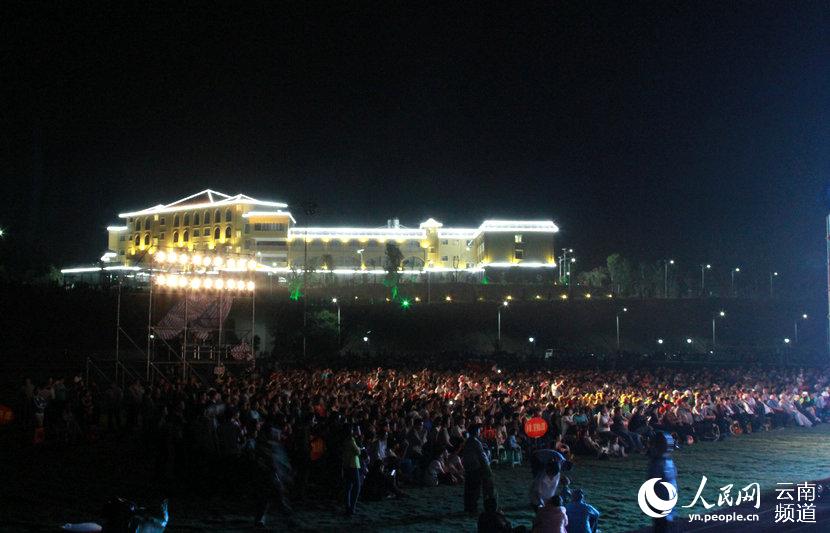 Zhuang people celebrate Longduan Festival