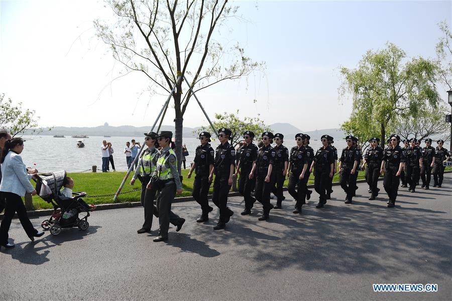 Female patrol team seen at West Lake, E China