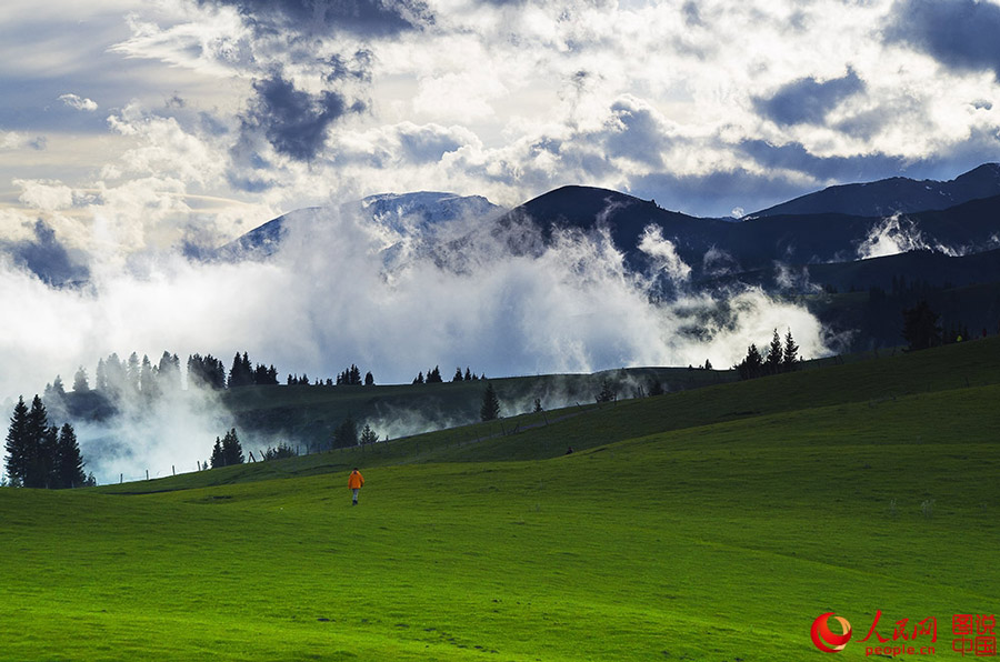 The breathtaking Aketasi grassland in NW ‎China‬'s Xinjiang