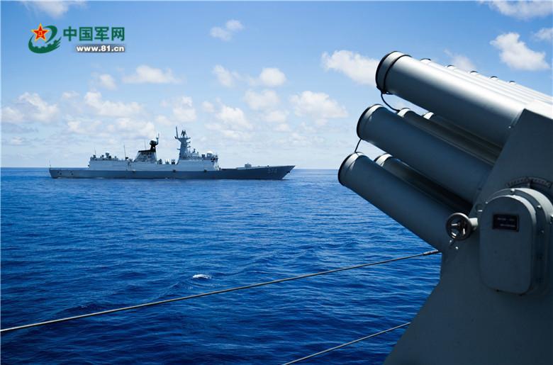 South Sea Fleet conducts live fire shooting in Western Pacific Ocean 