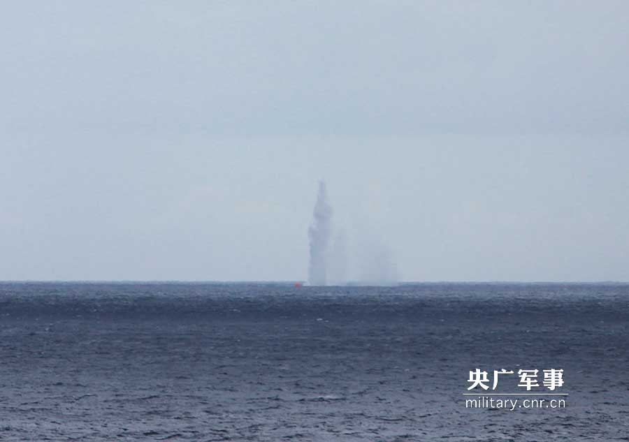 South Sea Fleet conducts live fire shooting in Western Pacific Ocean 