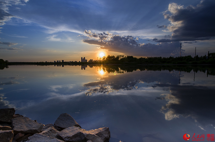 Splendid sunset glow in Songhuajiang River