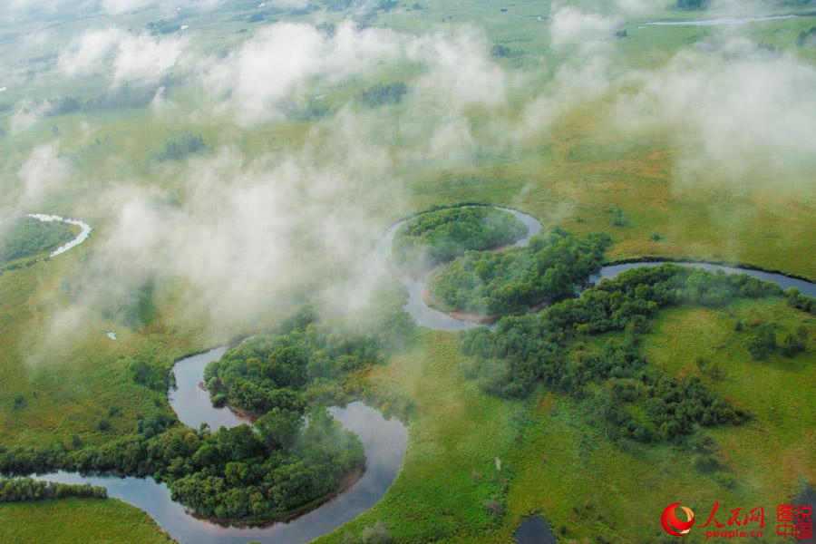 Intoxicating scenery of Nanwenghe Wetland