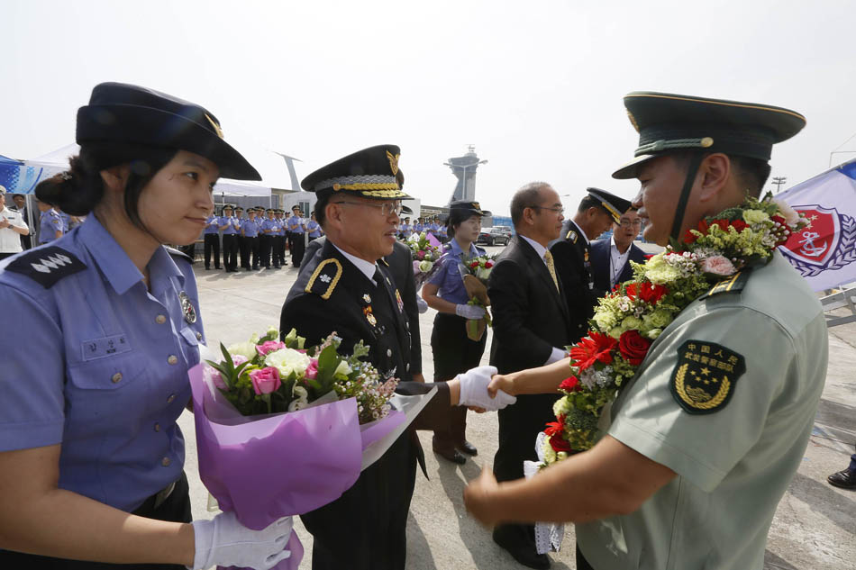 China Coast Guard ship visits South Korea 